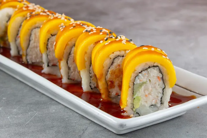 Mon Roll House Sushi Picture 1