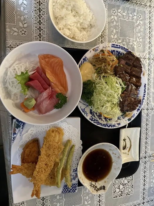 Aki Restaurant Picture 5
