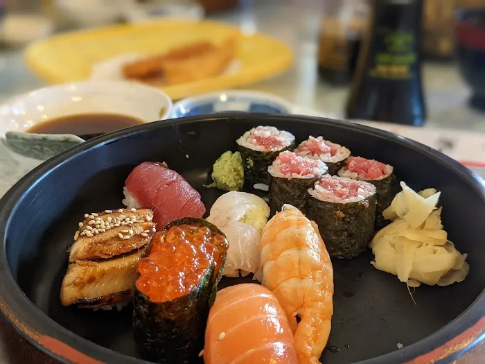 Aki Restaurant Picture 7