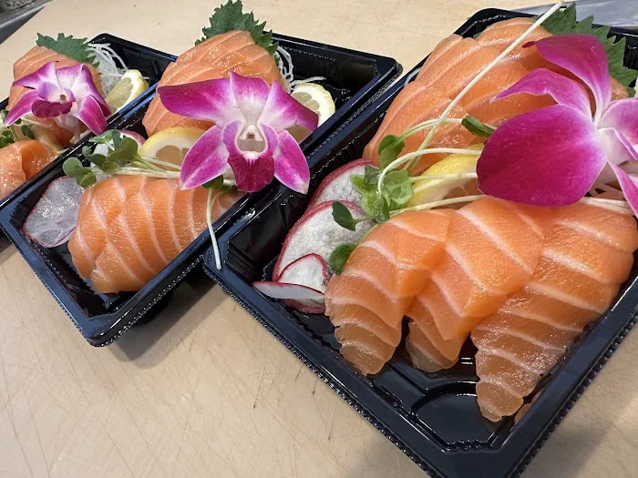 Tomo Sushi Picture 10