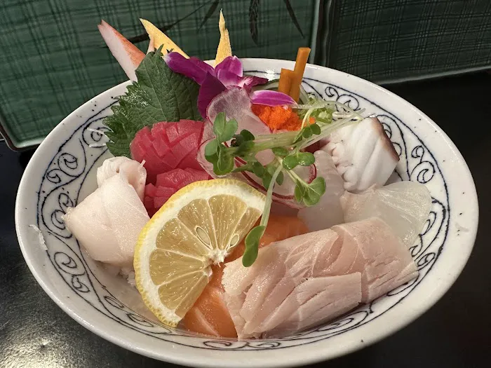 Tomo Sushi Picture 1