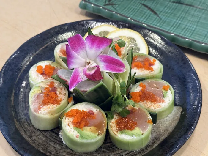 Tomo Sushi Picture 7