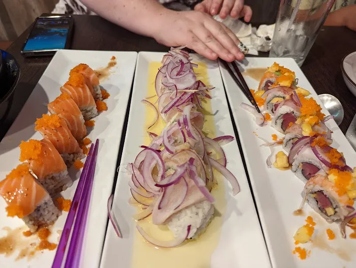Tomo Sushi Picture 3