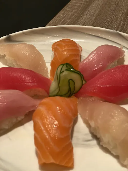 Sushi Ramen House Picture 7