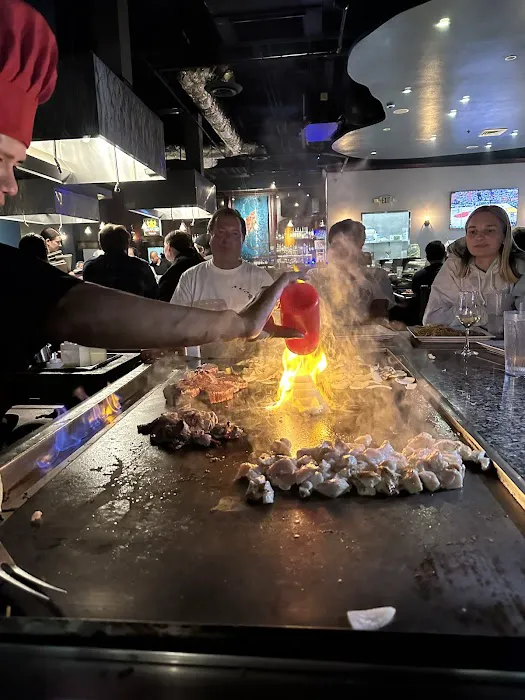 Riptide Rockin' Sushi & Teppan Grills Picture 5