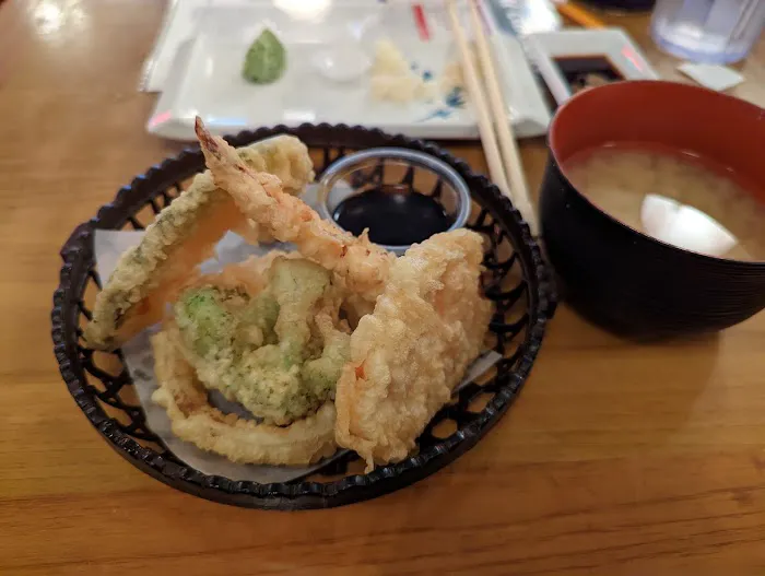 Zenko Sushi Picture 3