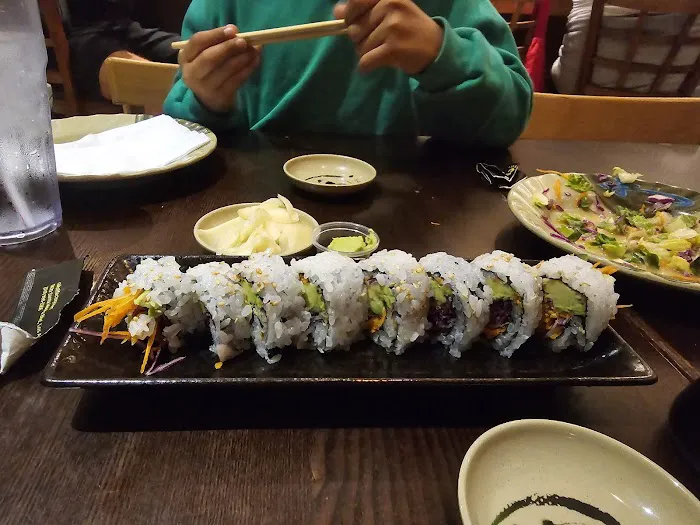 California Roll Factory Picture 4