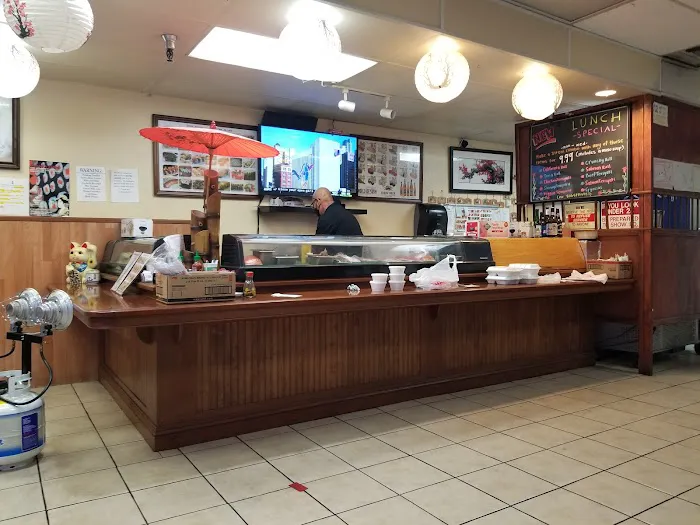Fukuya Sushi Picture 1
