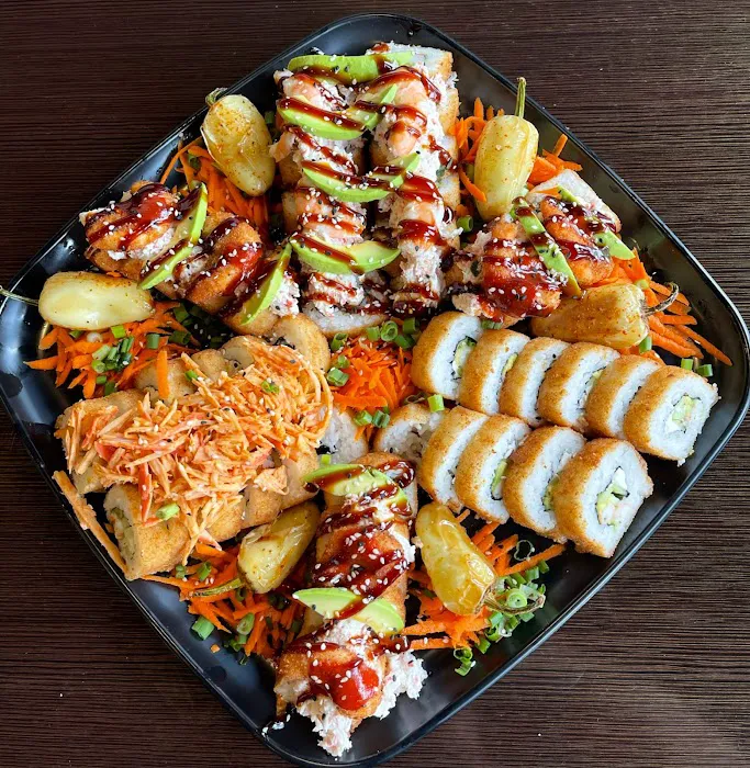 Culichi roll sushi & mariscos Picture 3