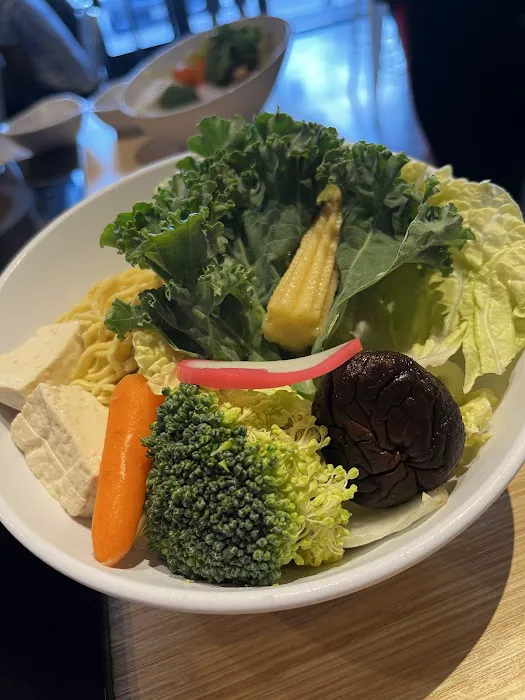 Halves Boiling Pot + Grill | Japanese Hotpot Shabu + Yakiniku BBQ Picture 1