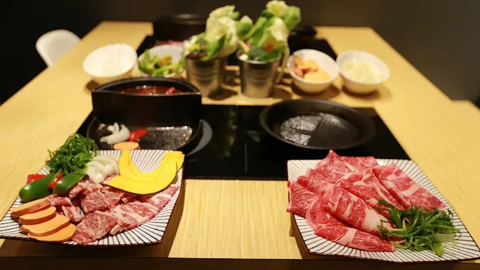 Halves Boiling Pot + Grill | Japanese Hotpot Shabu + Yakiniku BBQ Picture 8