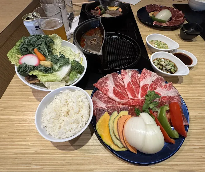 Halves Boiling Pot + Grill | Japanese Hotpot Shabu + Yakiniku BBQ Picture 7