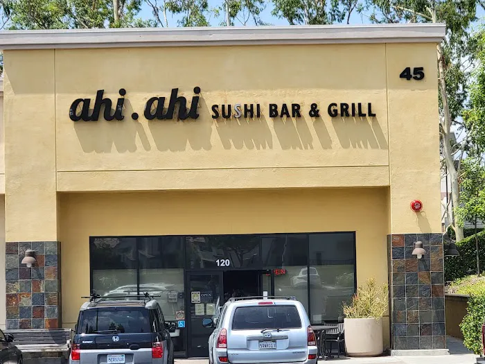 Ahi Ahi Sushi Bar and Grill Picture 4