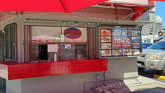 Tom's Sushi House Picture 2