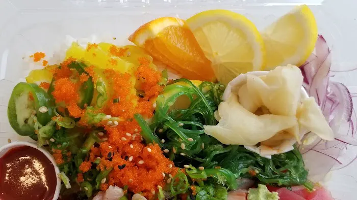 Tom's Sushi House Picture 3