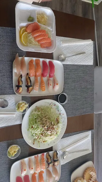Blue Fin Sushi & Teriyaki Picture 8