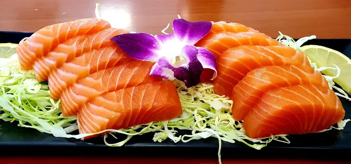 Blue Fin Sushi & Teriyaki Picture 4