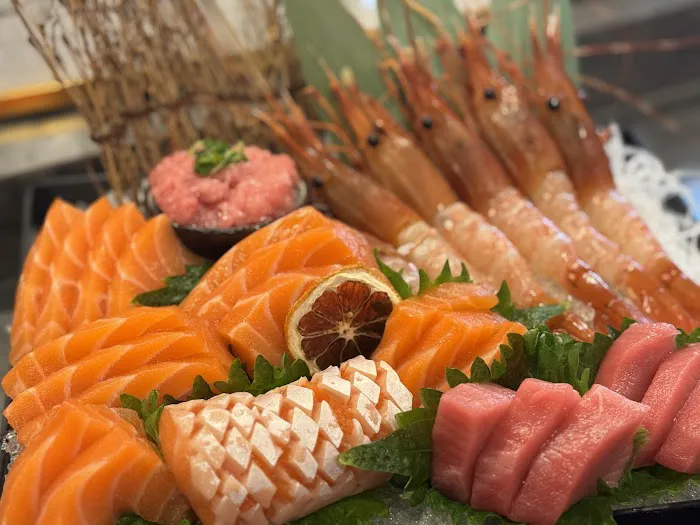 Bengee Sushi Picture 10