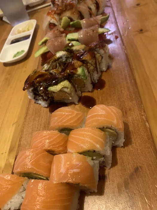 TOMO 7 SUSHI Picture 9