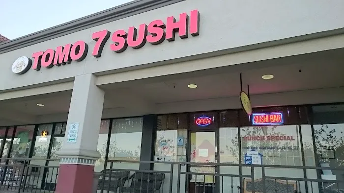 TOMO 7 SUSHI Picture 3