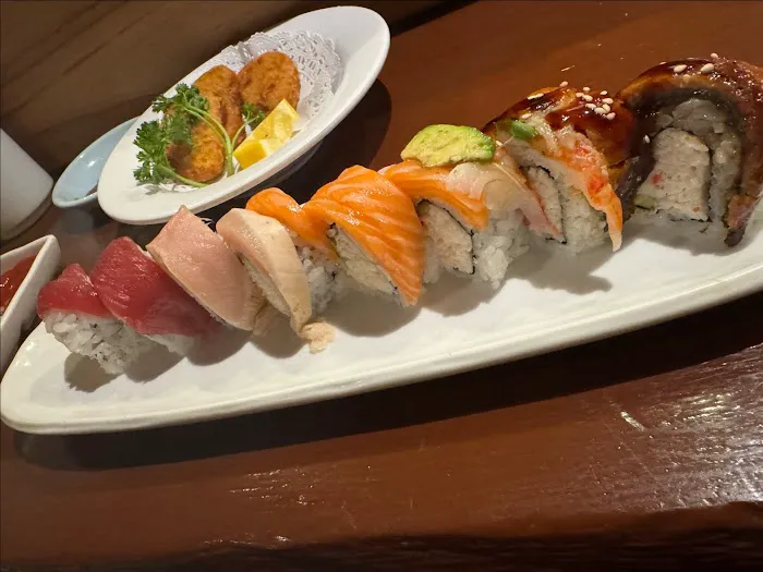 Ojiya Sushi & Dining Picture 1