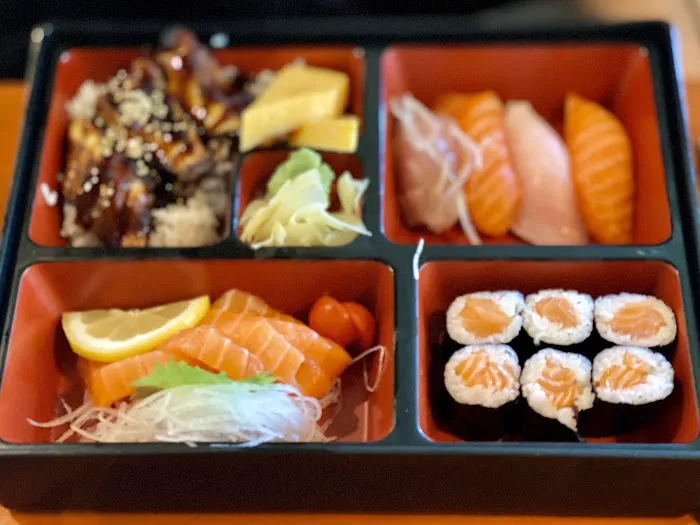 Yama Sushi & Grill Picture 6
