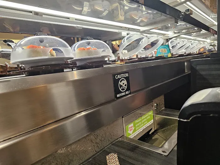Kura Revolving Sushi Bar Picture 3