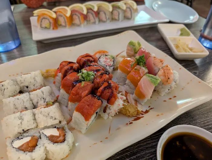 Tomo 7 Sushi Picture 1