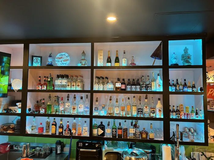 Maki Sushi & Cocktails Picture 10