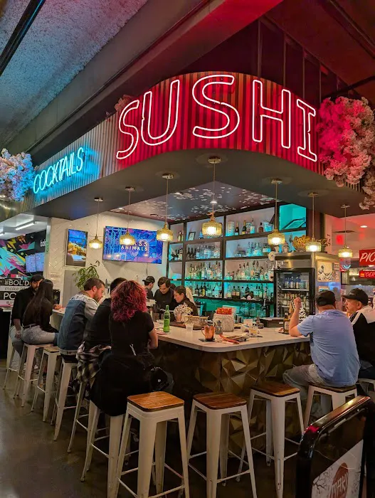 Maki Sushi & Cocktails Picture 8