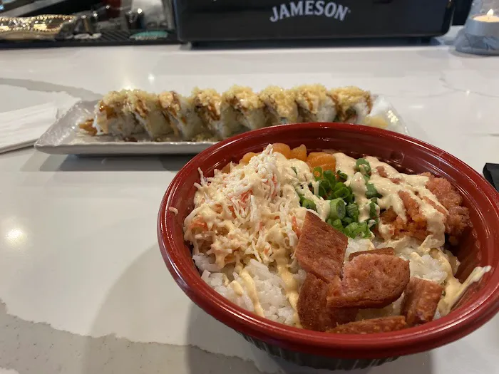 Maki Sushi & Cocktails Picture 6
