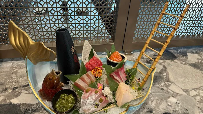 Utopia Sushi & Ramen Picture 1