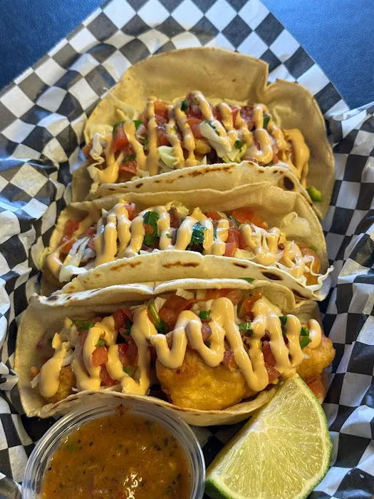 Vicky’s Sushi Y Mariscos Picture 2