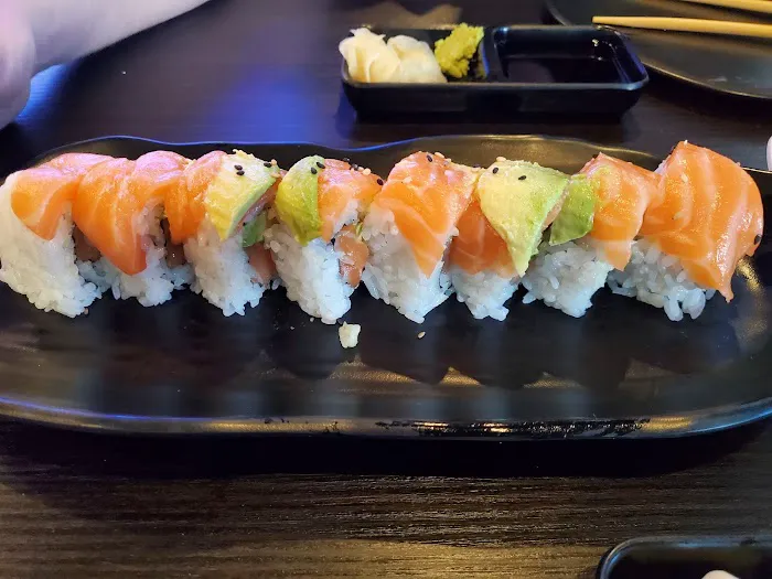 Oishii Sushi & Teriyaki Picture 4