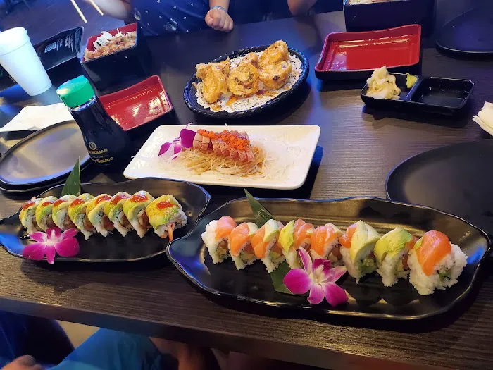 Oishii Sushi & Teriyaki Picture 5