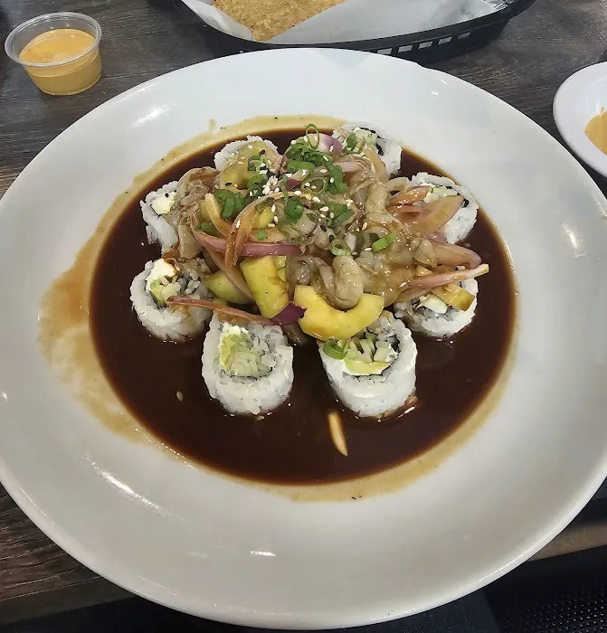 Emporio Sushi y Mariscos Picture 8