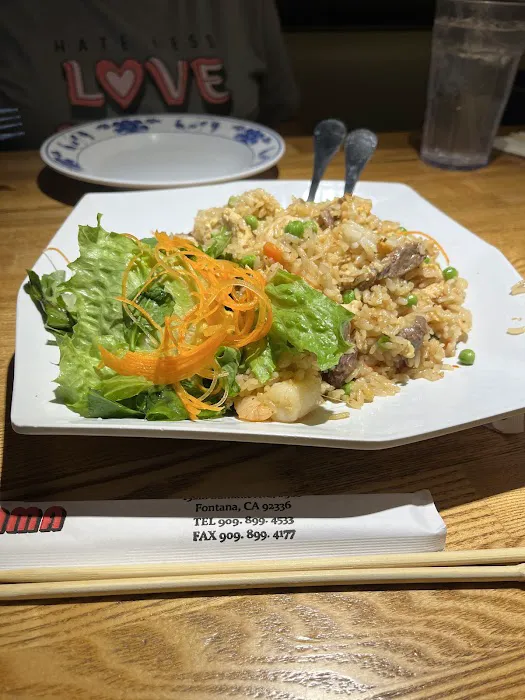 Summa Sushi Picture 1
