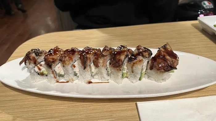 JJ Sushi Picture 5