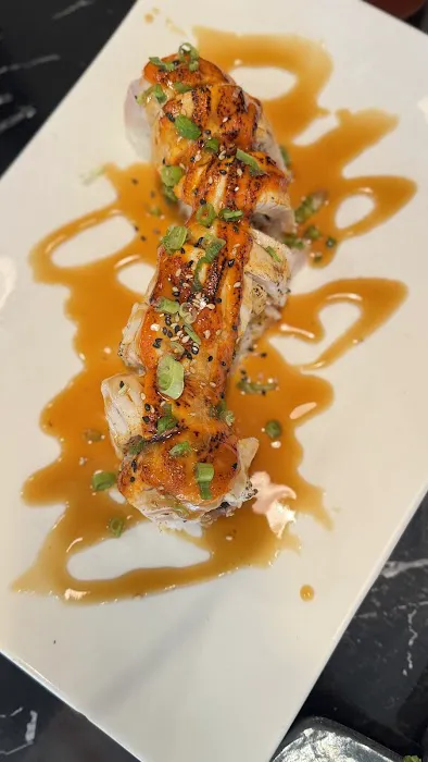 AZA SUSHI & BISTRO Picture 4