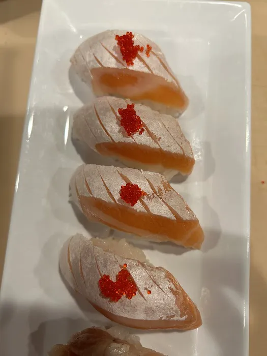 Ahi Sushi Bar & Grill Picture 7