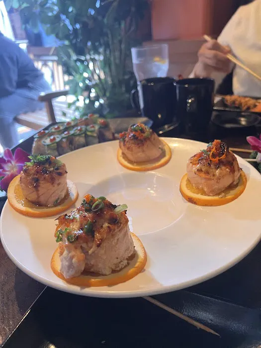 Sake Sushi Picture 3