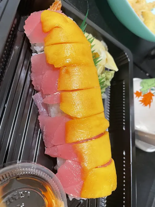 Yigah Sushi Picture 3