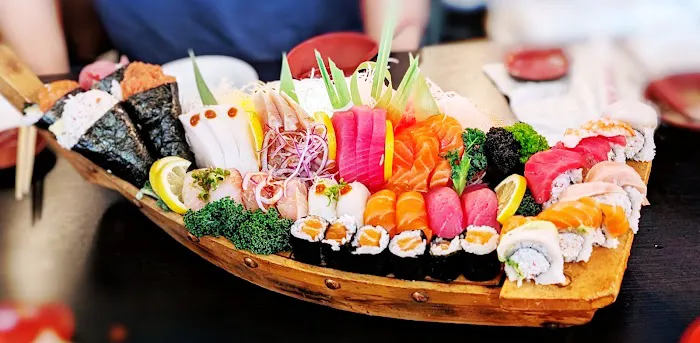 Sushi Boat Picture 1