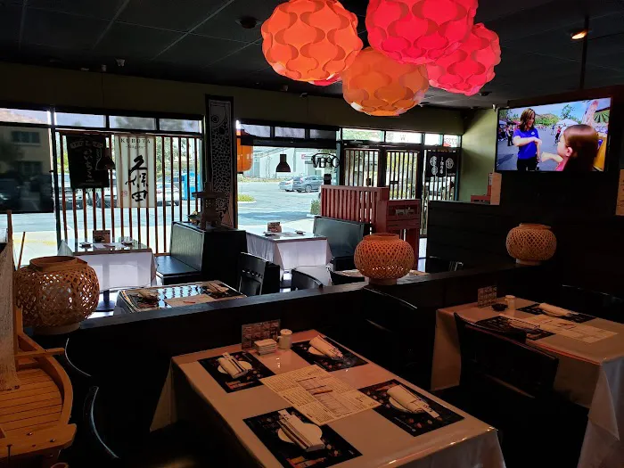 YouandI Sushi Picture 1