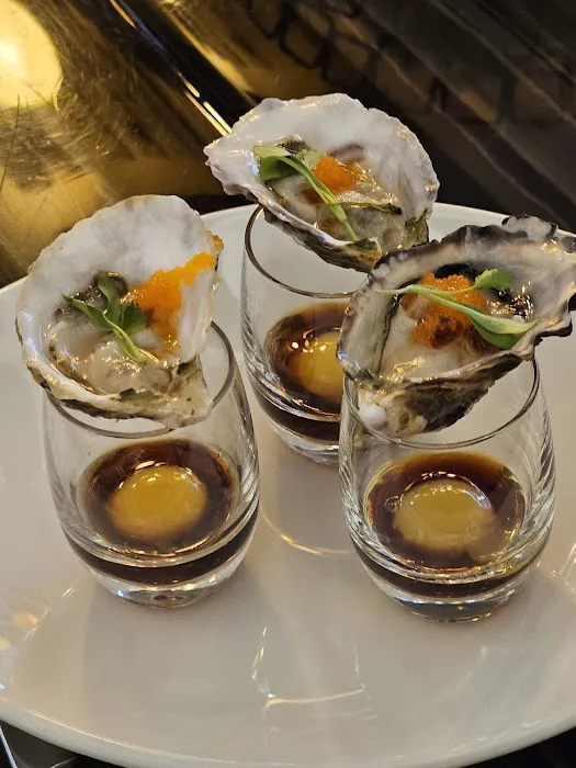 Umi Sushi and Oyster Bar Picture 3