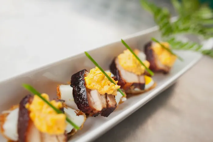 Rishi Sushi Kitchen & Bar Picture 2