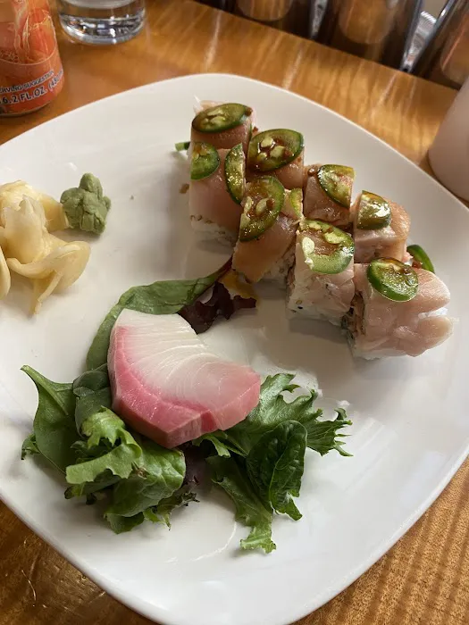 Rishi Sushi Kitchen & Bar Picture 7