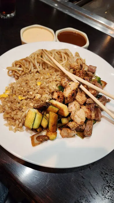 Daruma Japanese Steakhouse & Sushi Picture 4