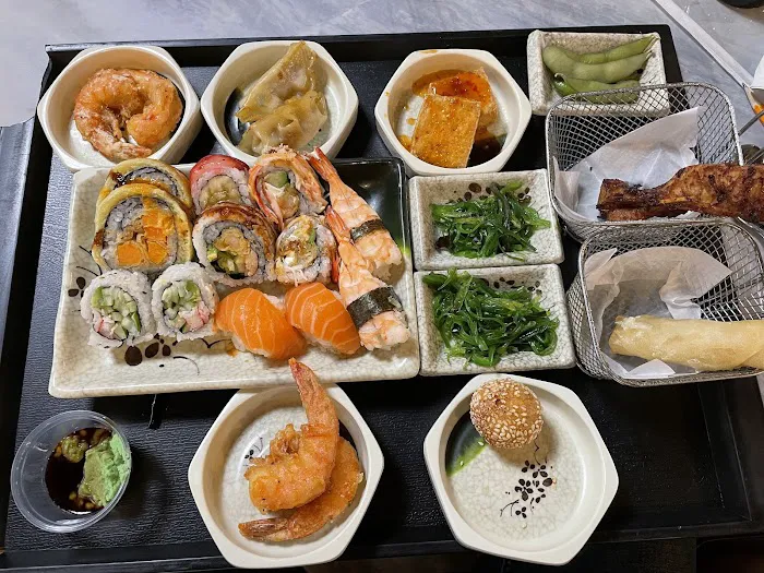 Tokyo Grill Sushi & Hibachi Buffet Picture 3