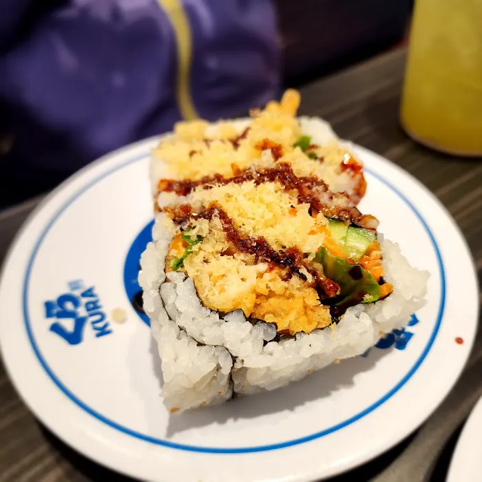 Kura Revolving Sushi Bar Picture 3